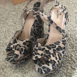 xhilation 6 inch wedge animal print